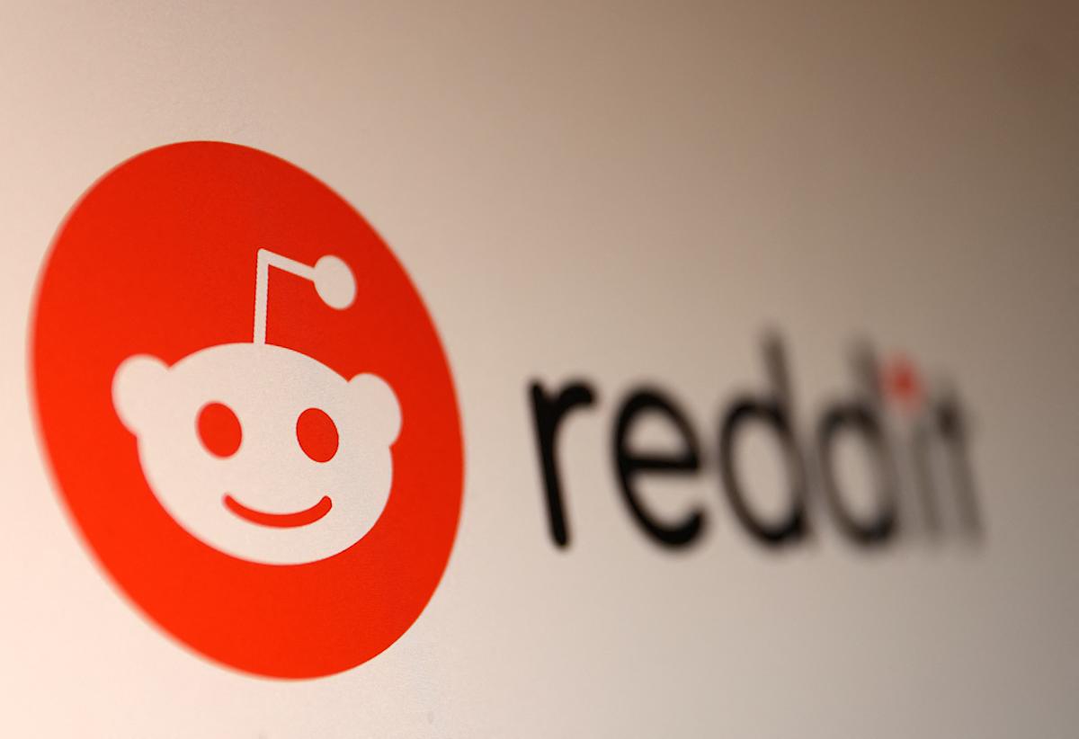 Moderators push for AI regulations after Reddit advises heroin for pain