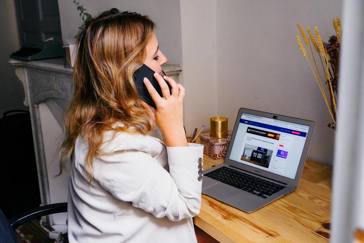 Viral App Neon Promises to Resell Your Calls to AI Firms