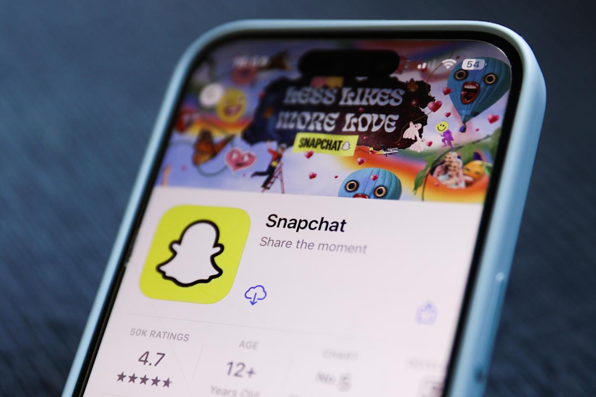 Snap and Perplexity strike $400M deal for AI search in Snapchat